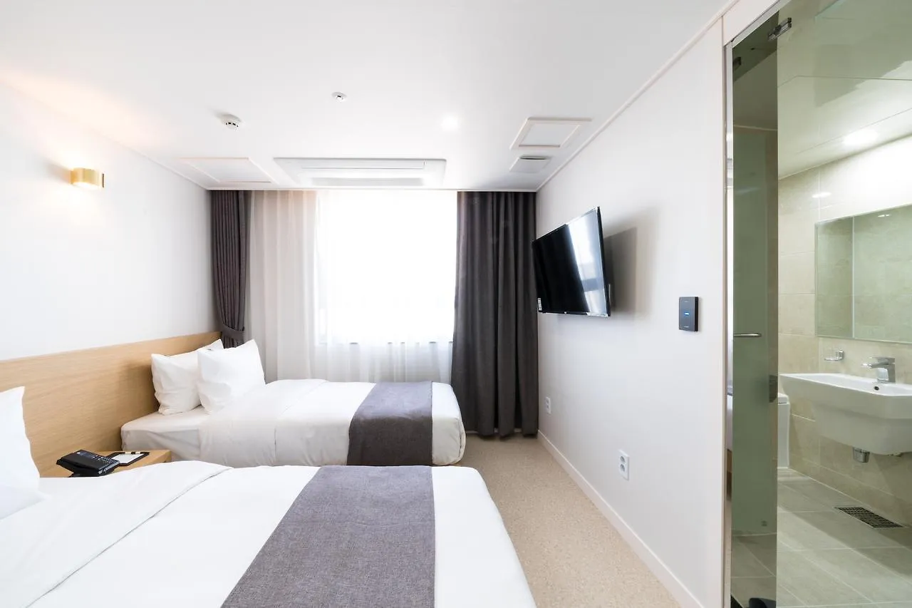 Incheon Airport Legend Hotel 4*,  South Korea